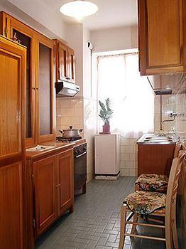 Aparthotel Tourist House Rom