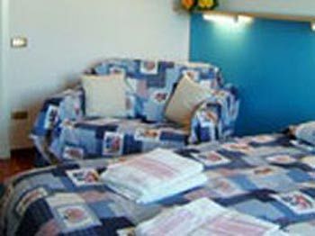 Tourist House 3* Rom